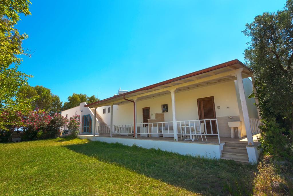 Agriturismo Masseria Terra D'Otranto Eksteriør billede