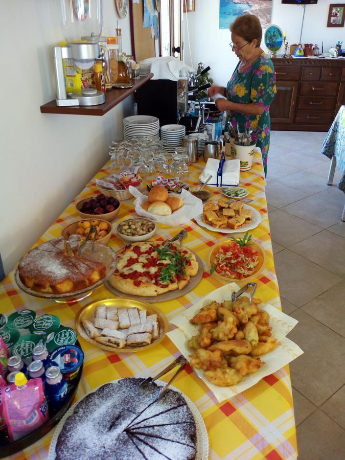 Agriturismo Masseria Terra D'Otranto Eksteriør billede