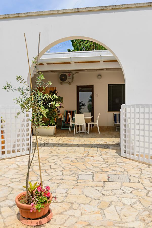 Agriturismo Masseria Terra D'Otranto Eksteriør billede