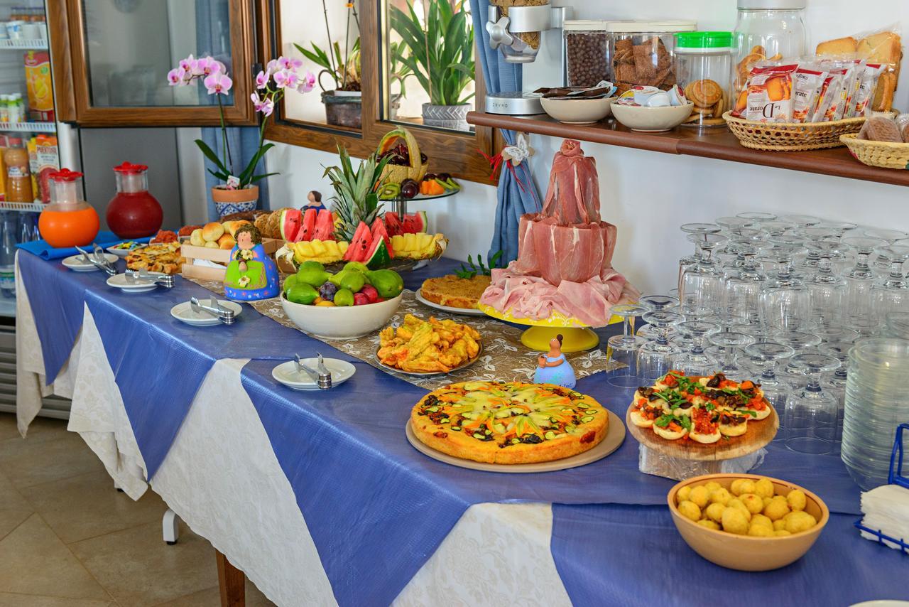 Agriturismo Masseria Terra D'Otranto Eksteriør billede